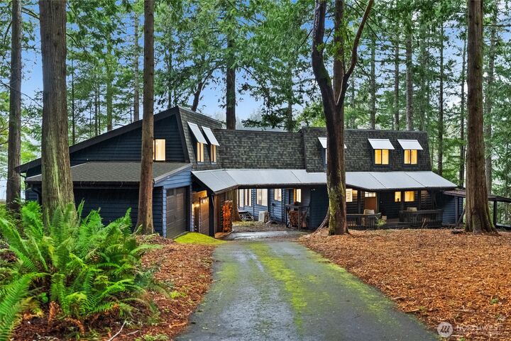 Property Photo: 11906 186th Avenue NW WA 98329