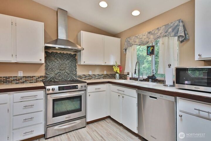 Property Photo: 1271 Rickover Drive WA 98239