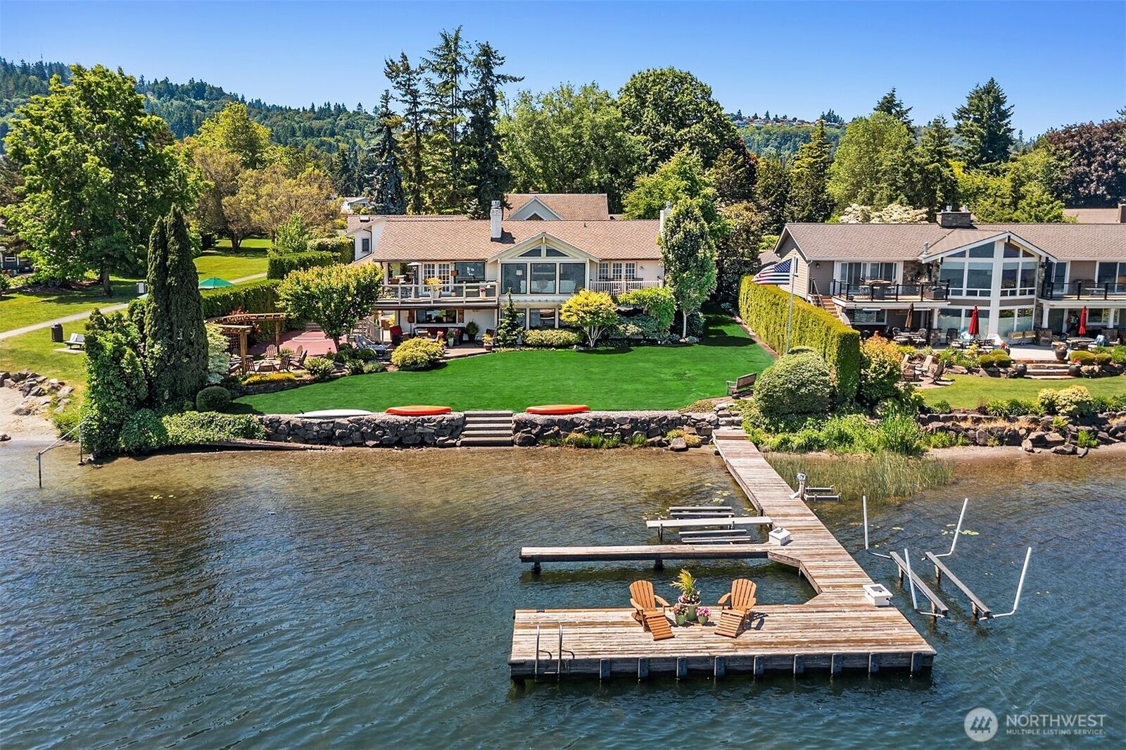 Property Photo:  4440  193rd Avenue SE  WA 98027 