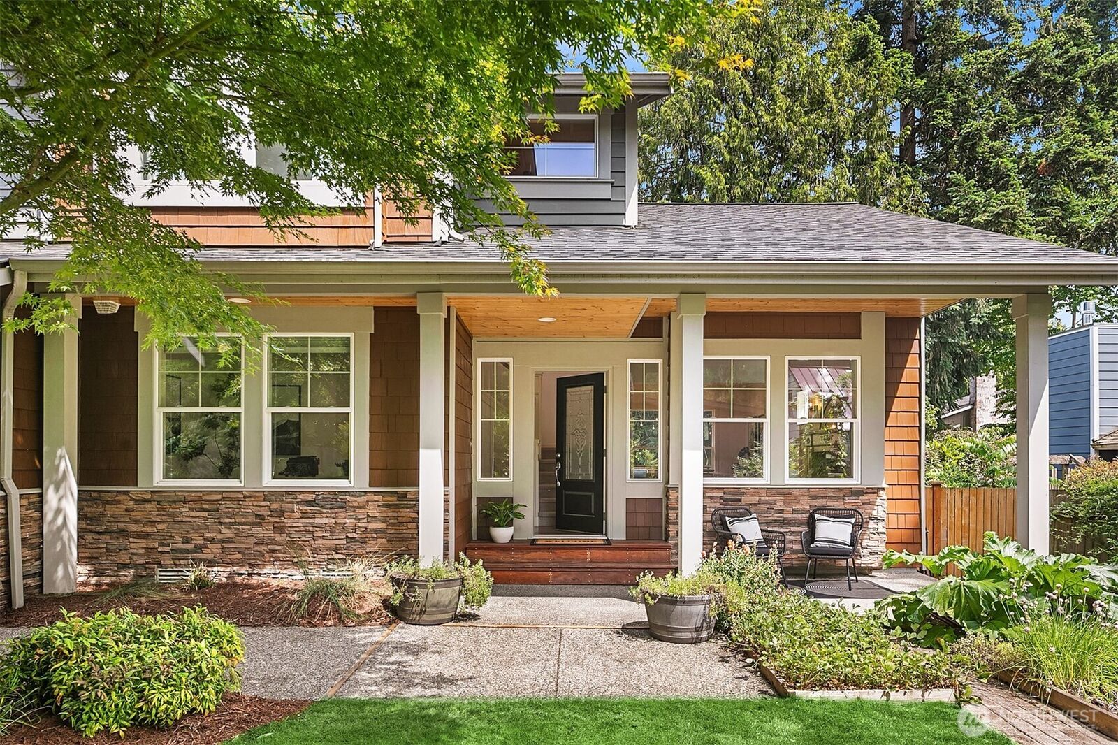 Property Photo:  11336  17th Avenue NE  WA 98125 