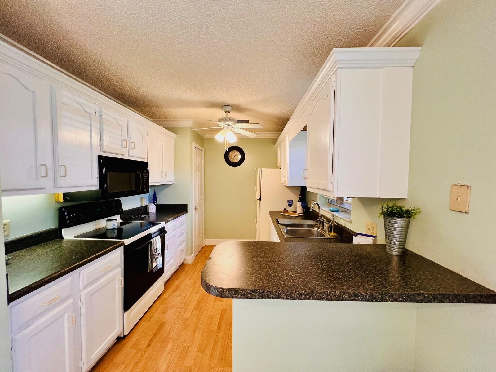 Property Photo:  32 Lake Vista Trail 101  FL 34952 