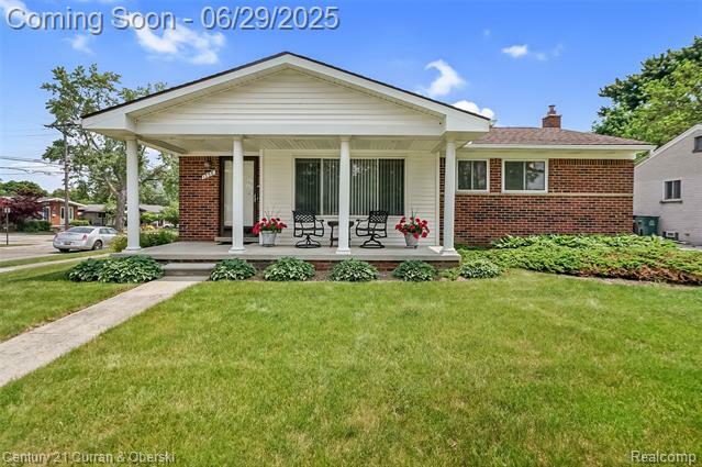 1356 N Selfridge Boulevard  Clawson MI 48017 photo