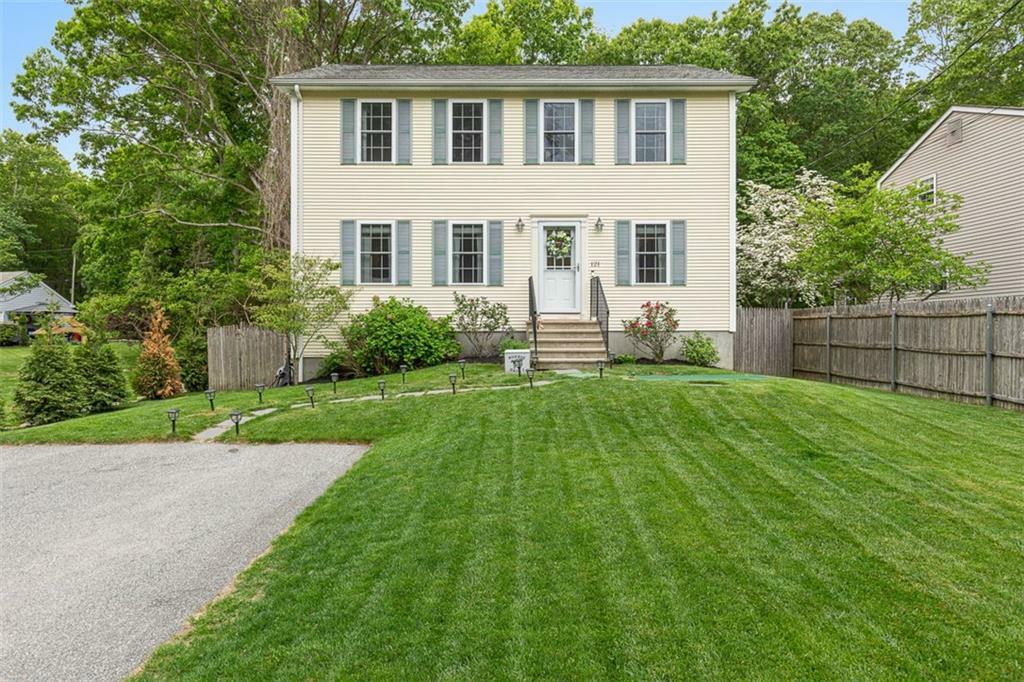 121 Greenbush Road  Warwick RI 02818 photo