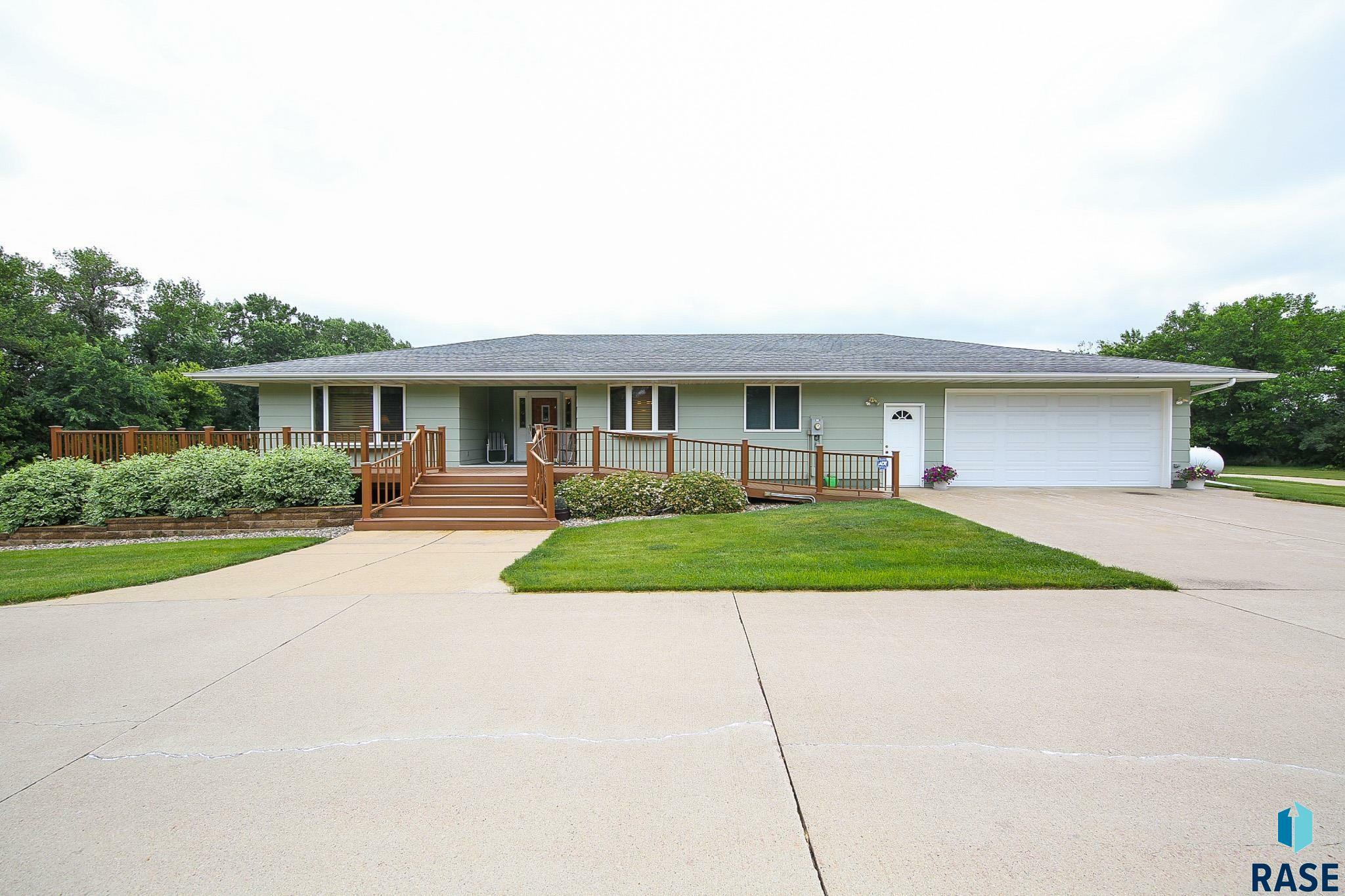 Property Photo: 25669 472nd Ave SD 57055
