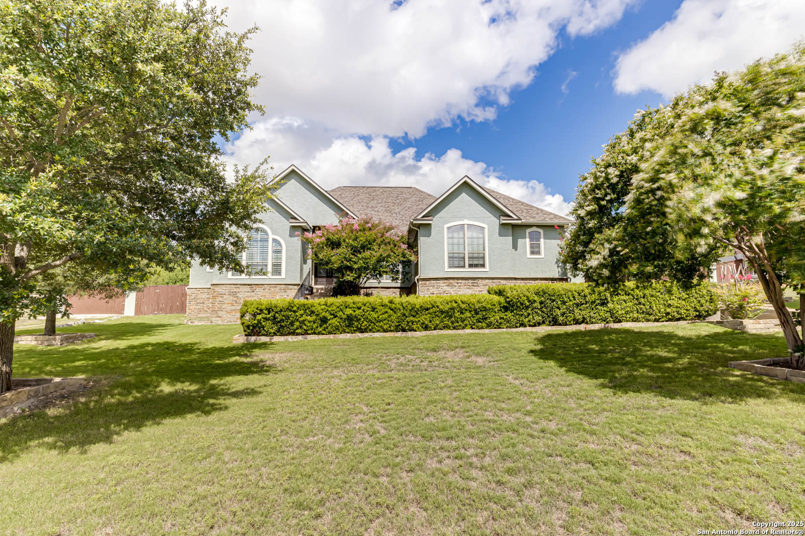 Property Photo: 21903 Roan Blf TX 78259
