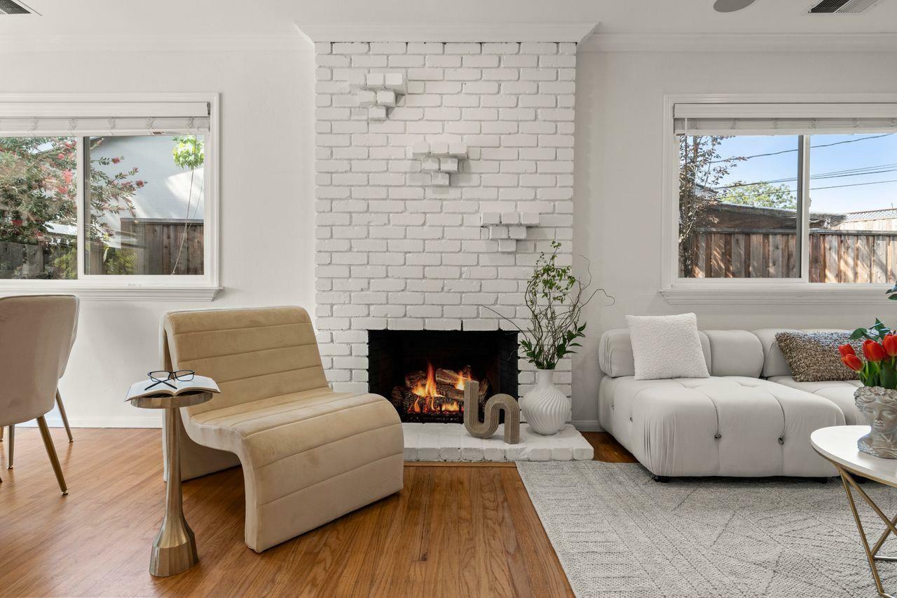 Property Photo: 5117 Kingston Way CA 95130