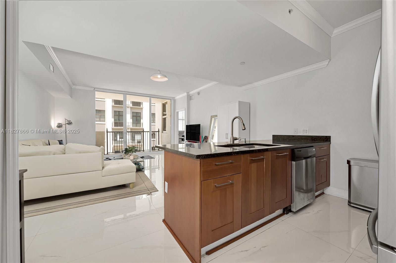 Property Photo: 4100 Salzedo St 515 FL 33146
