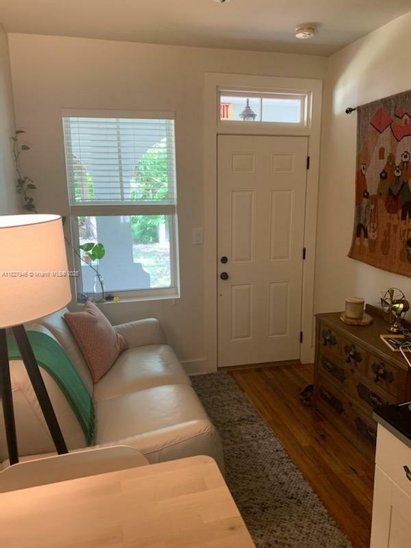 Property Photo: 119 Cibao Ct 5 FL 33134