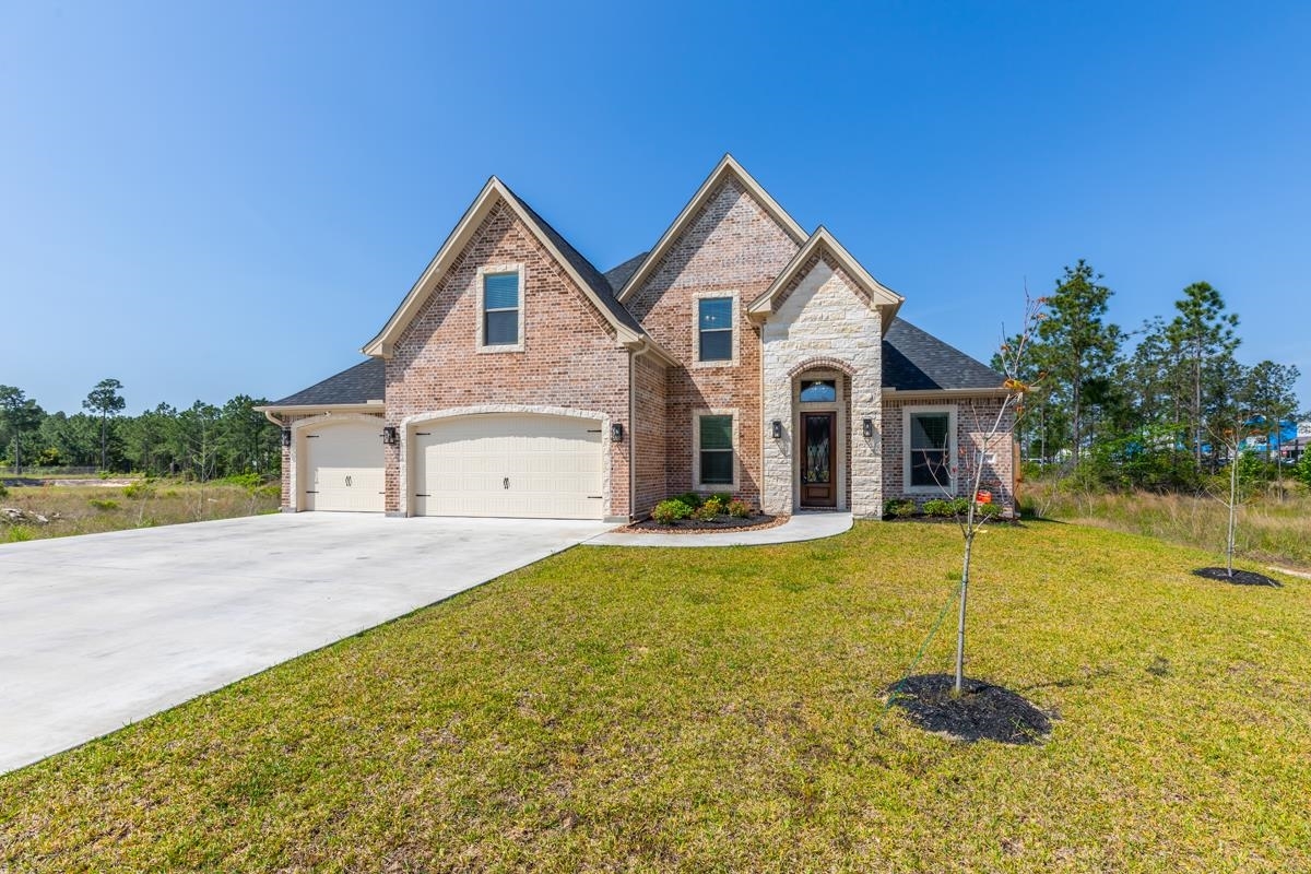 Property Photo: 1880 Brenner Blvd TX 77657