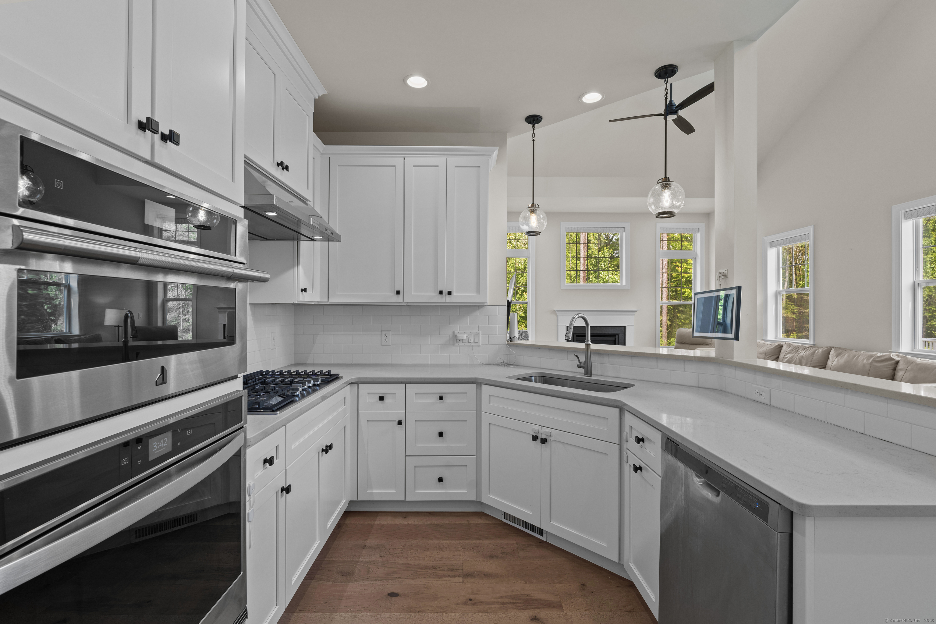 Property Photo: 181 Ridgewood Drive 181 CT 06762