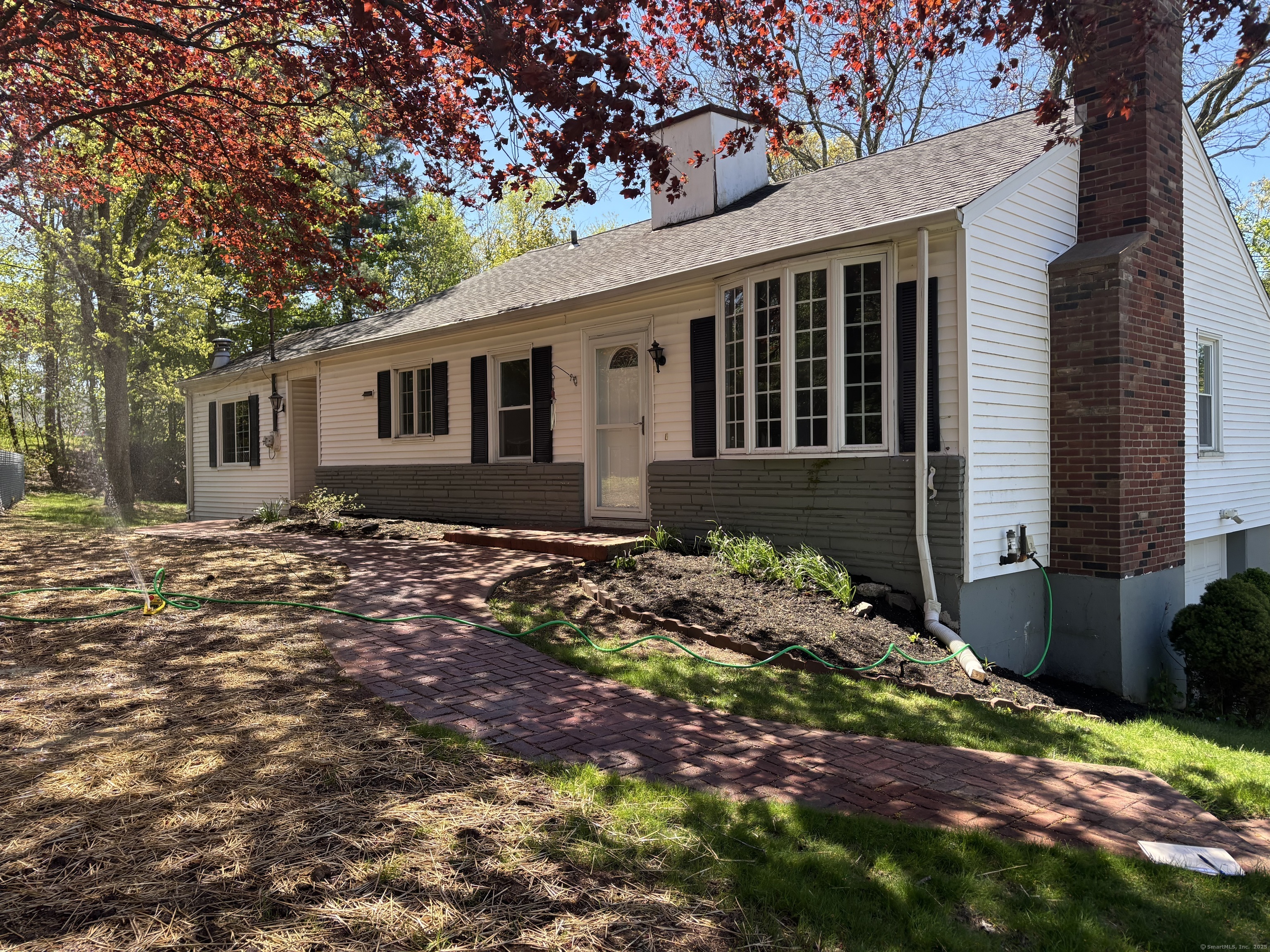 Property Photo:  69 Bassett Road  CT 06473 