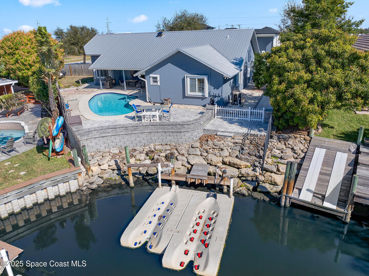 Property Photo:  100 Matthews Street  FL 32937 