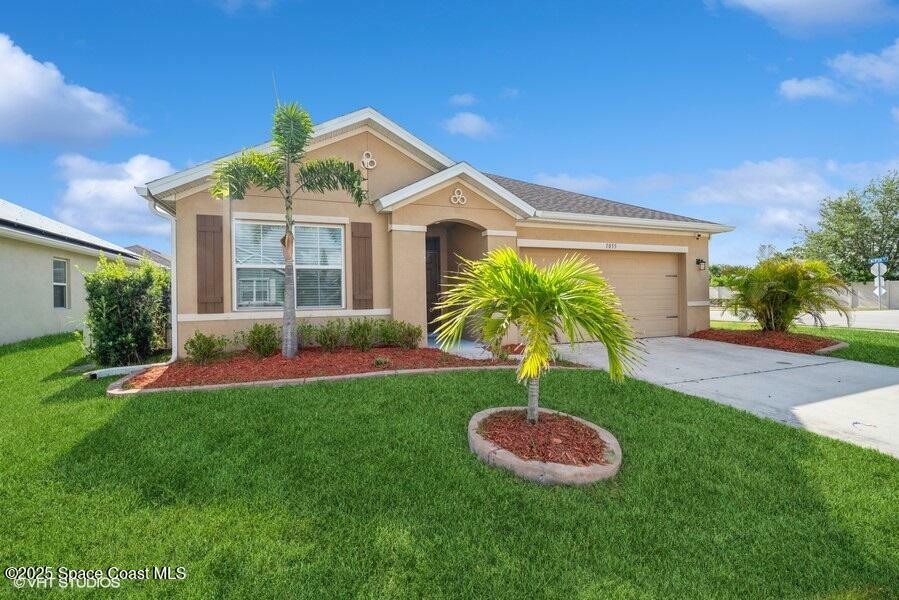 Property Photo: 1055 Newton Circle FL 32955