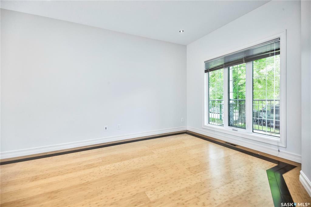 Property Photo: 23 19th Street E SK S6V 1J1