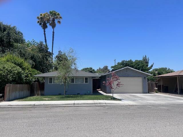 285 N Conley Street  Porterville CA 93257 photo