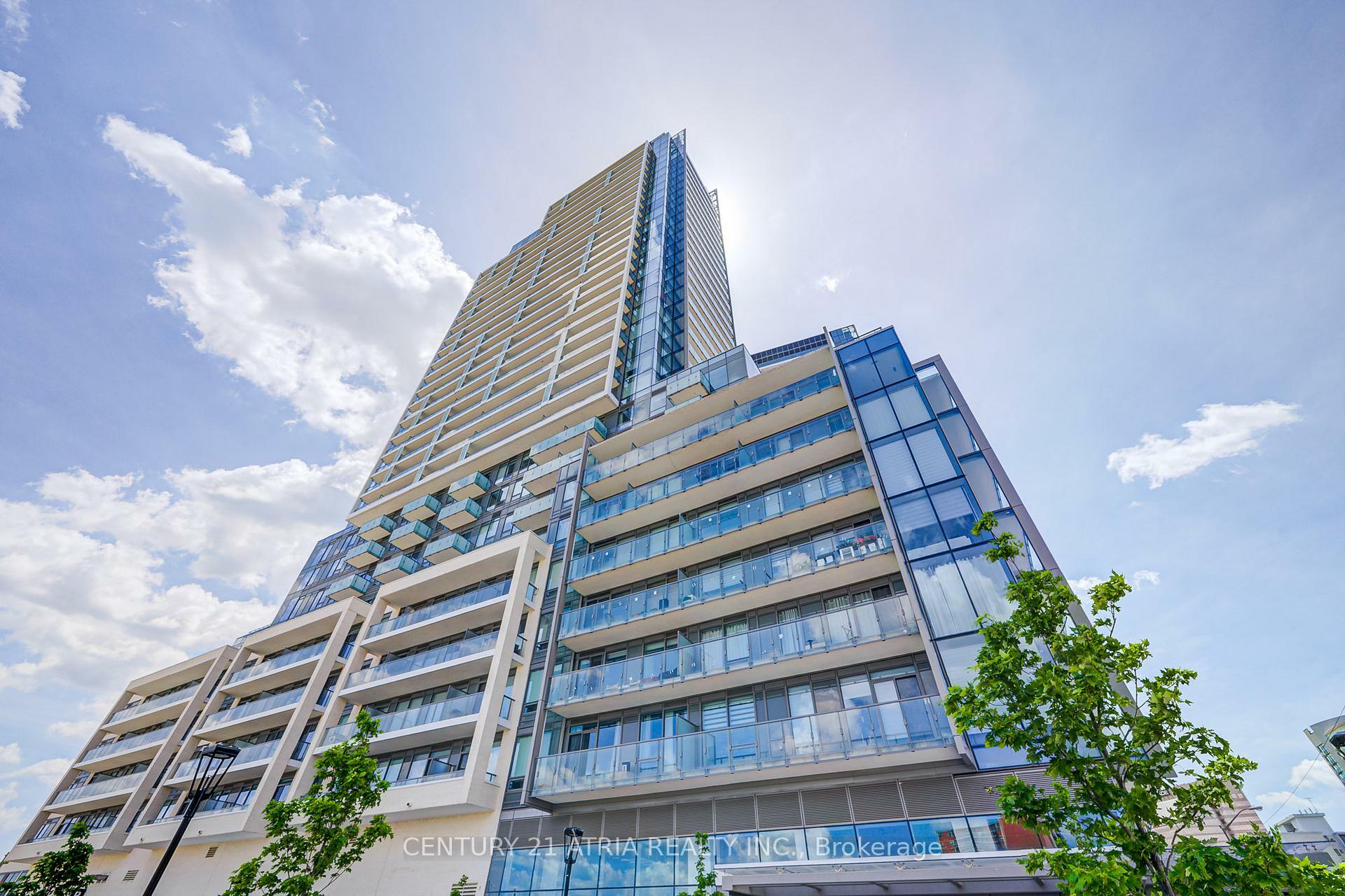 Property Photo: 7 Golden Lion Heights 525 ON M2M 0C1