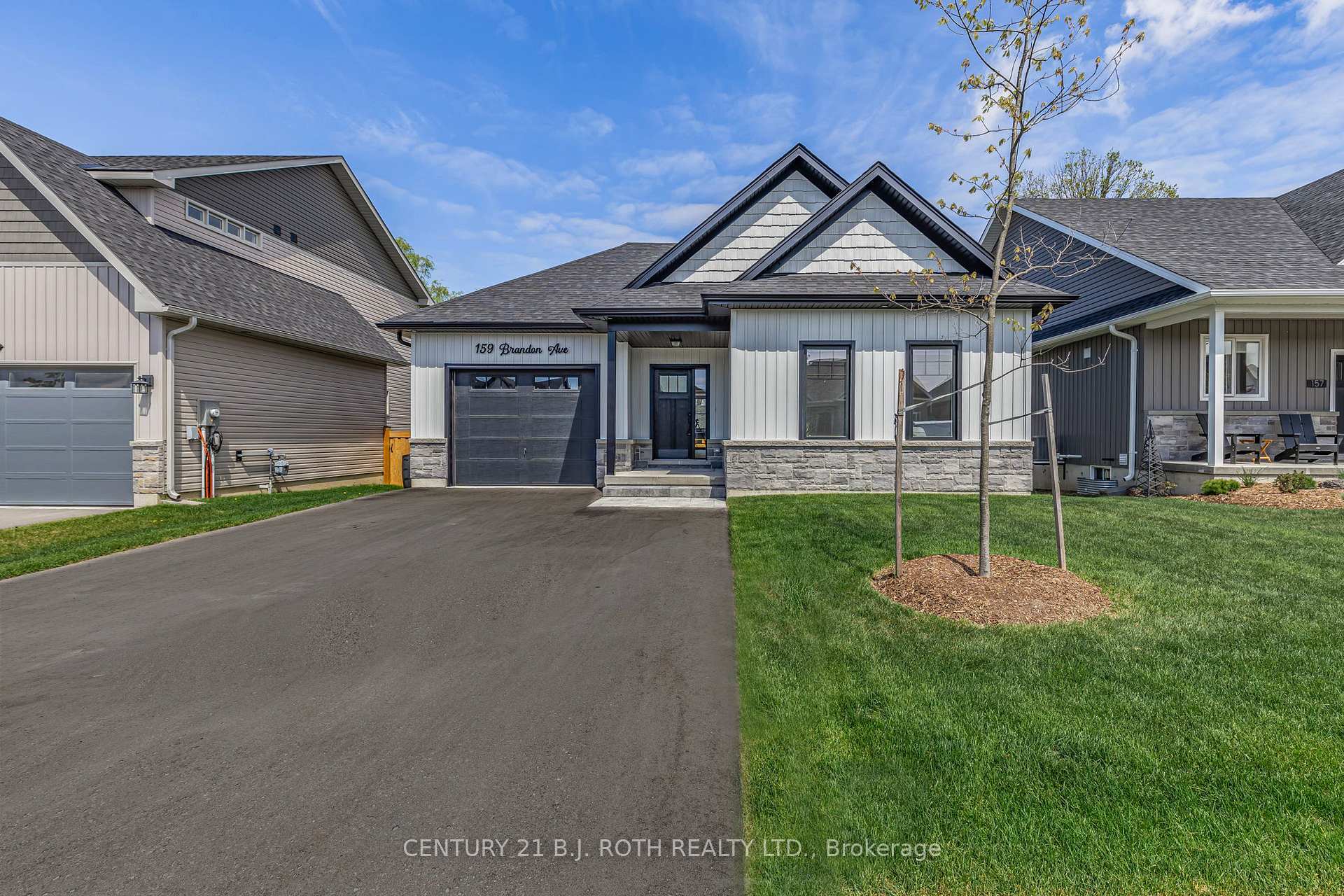 Property Photo: 159 Brandon Avenue ON L0K 1E0