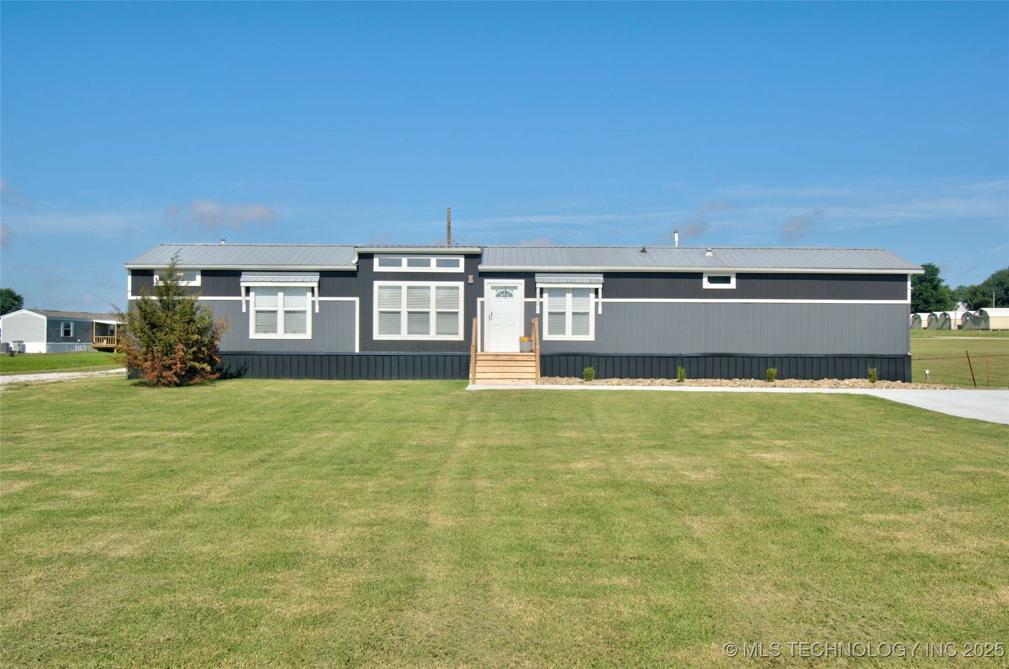Property Photo: 114126 S 4203 Road OK 74426
