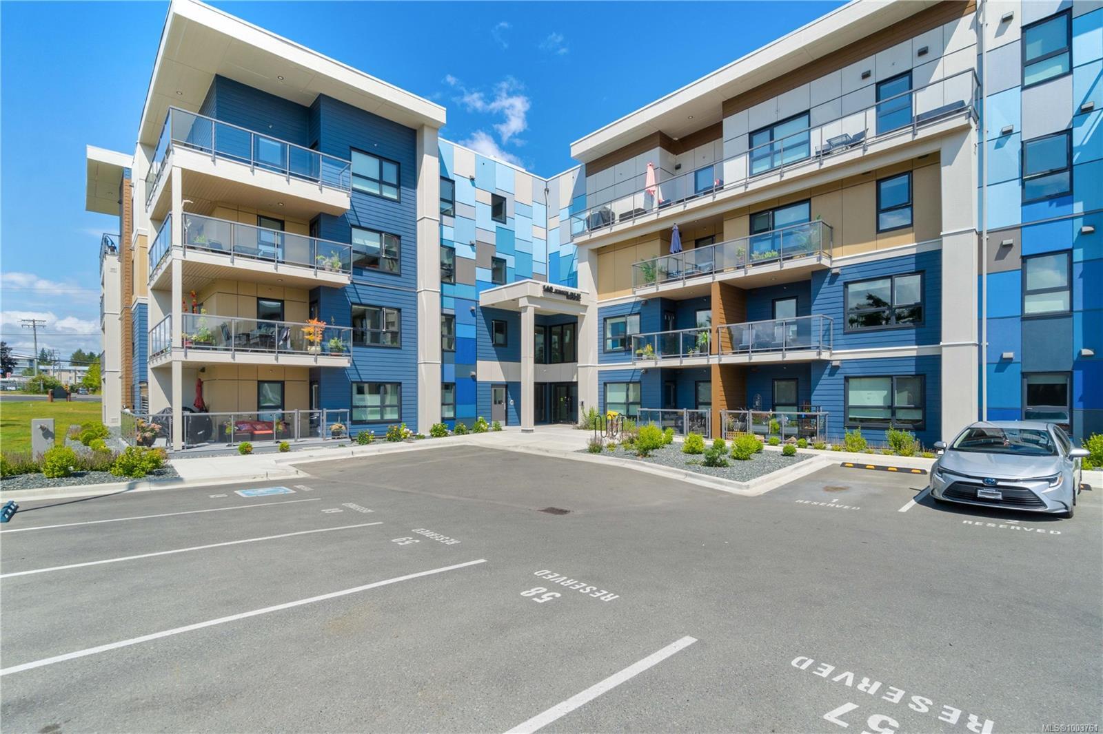 Property Photo: 140 Jensen Ave W 301 BC V9P 0H7