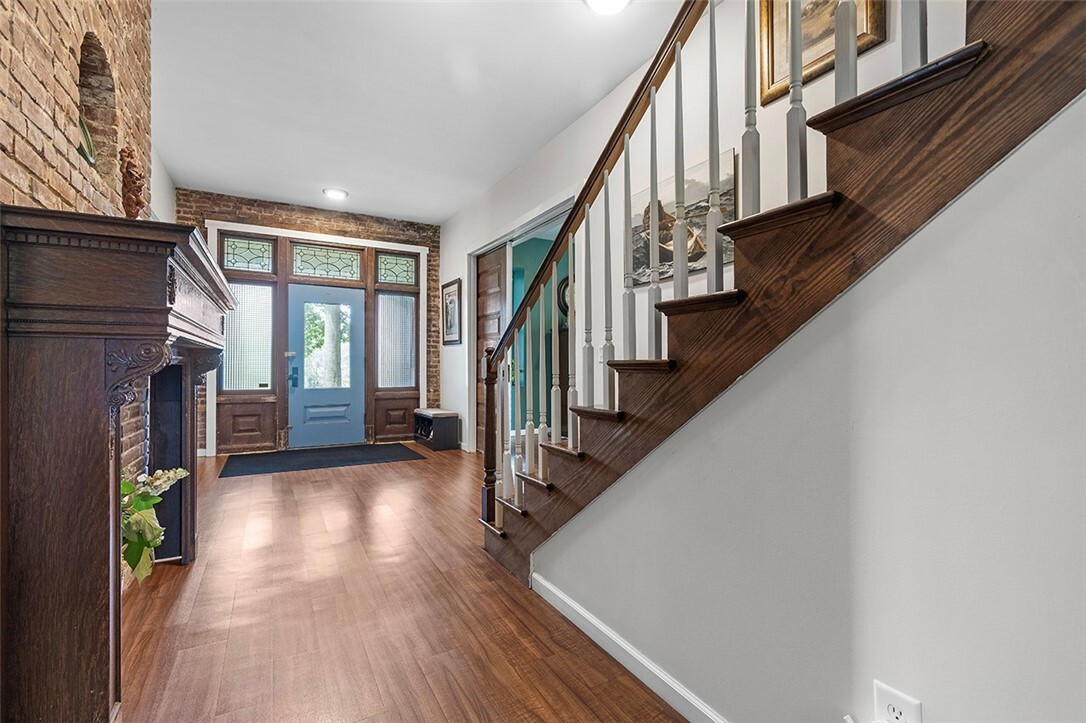 Property Photo: 511 State St PA 15005