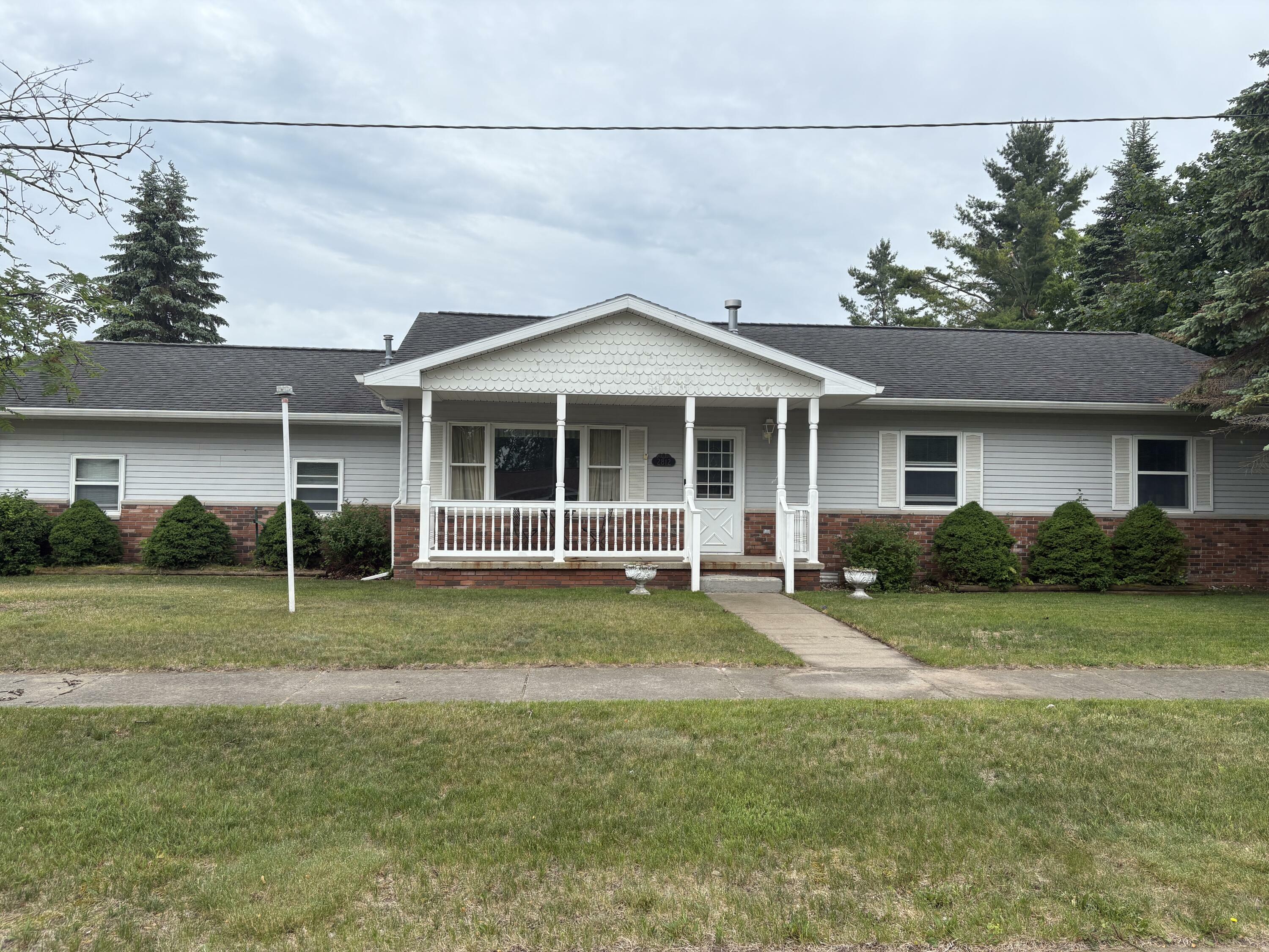 Property Photo: 2812 South Fifth Avenue MI 49707