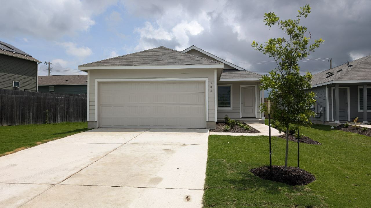 Property Photo: 204 Burt Rainey Lane TX 76537