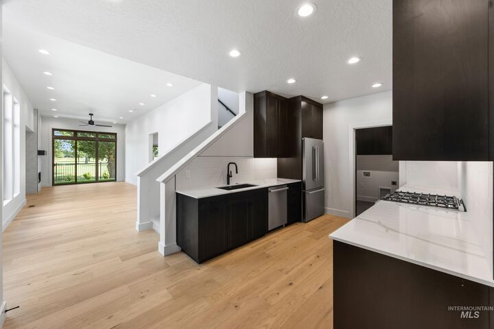 Property Photo: 6496 S Astoria Ave ID 83642