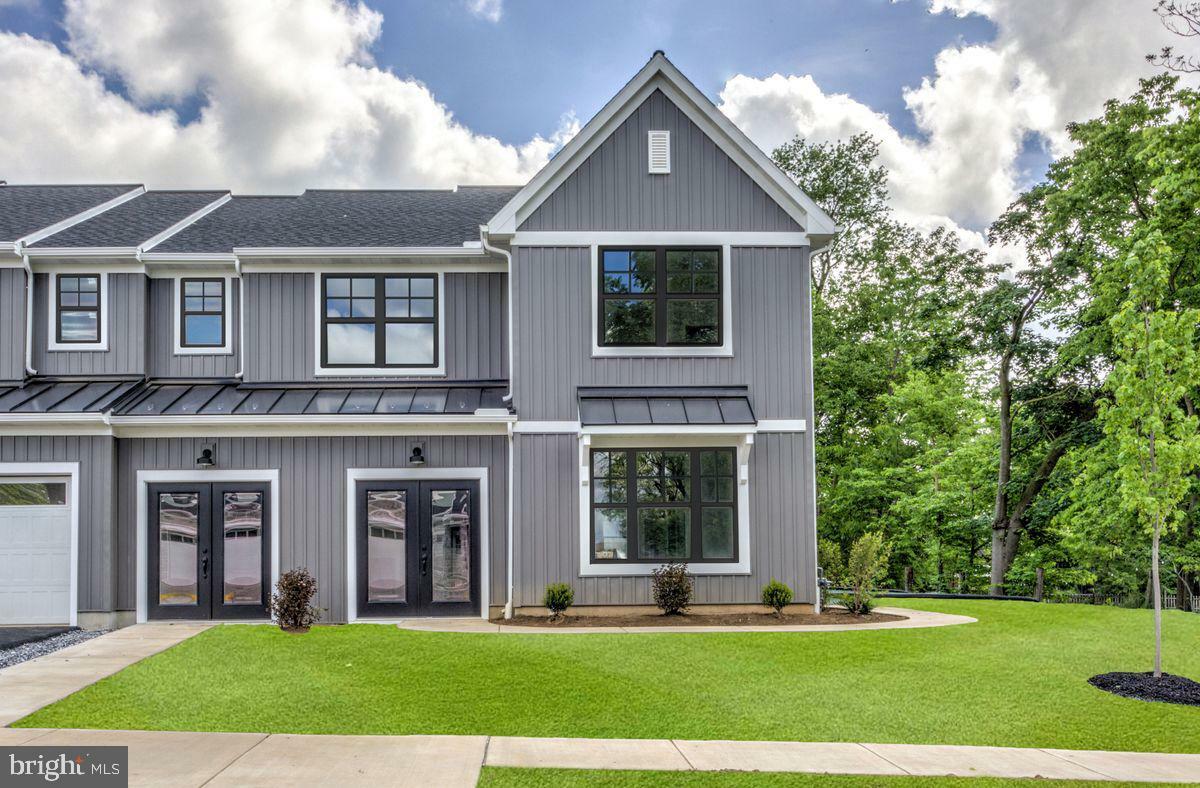 104 Village Drive  Millersville PA 17551 photo