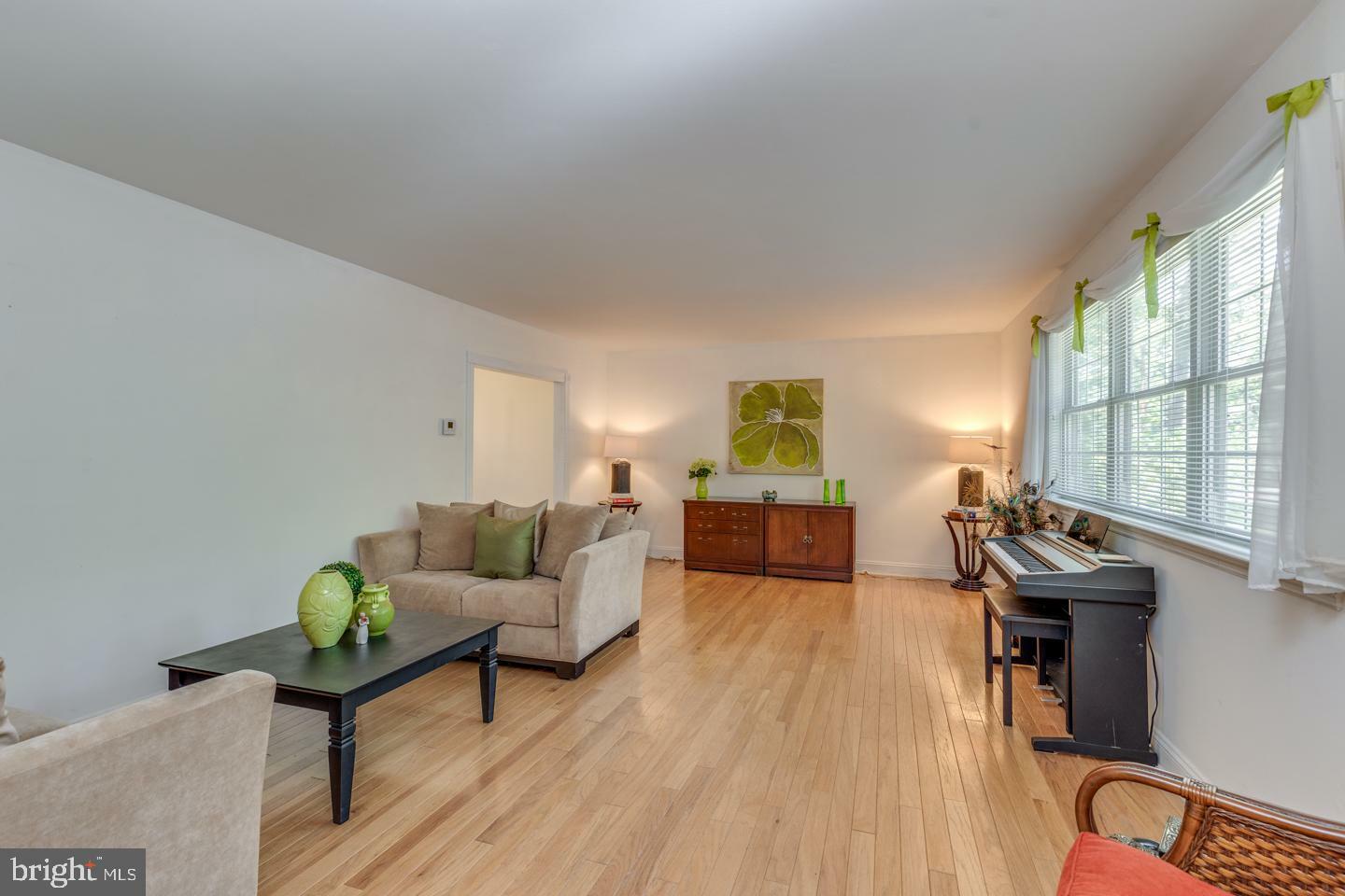 Property Photo: 110 Nantucket Trail NJ 08055
