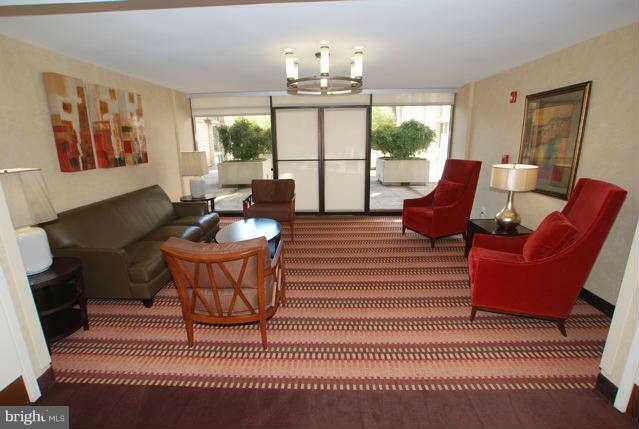 Property Photo: 950 25th Street NW 519N DC 20037