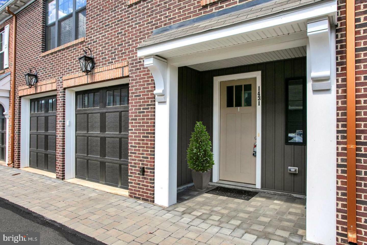 Property Photo: 1431 Woolford Way PA 17055