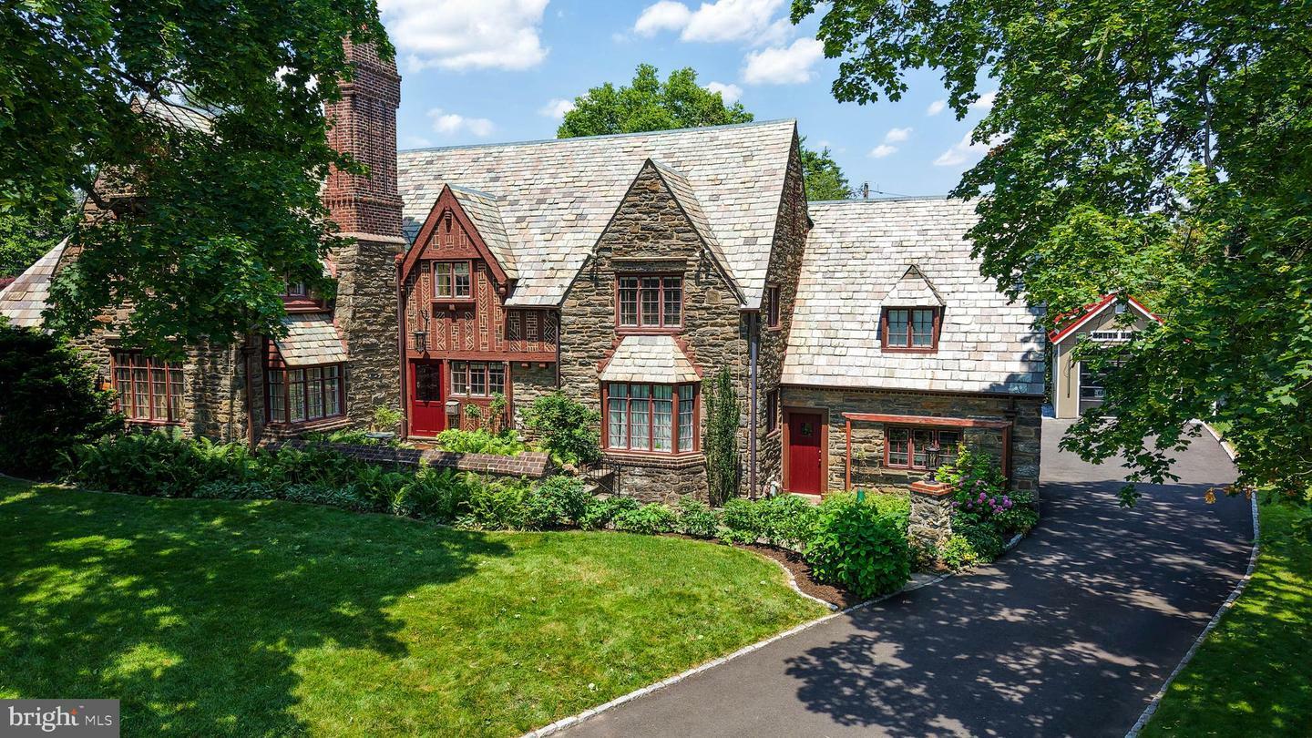 Property Photo: 1227 Gordon Road PA 19046