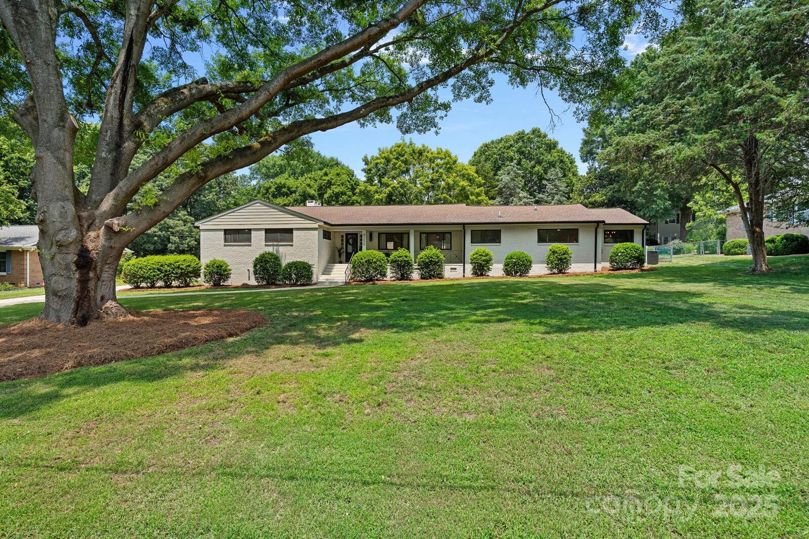 Property Photo:  4209 Windwood Circle  NC 28226 