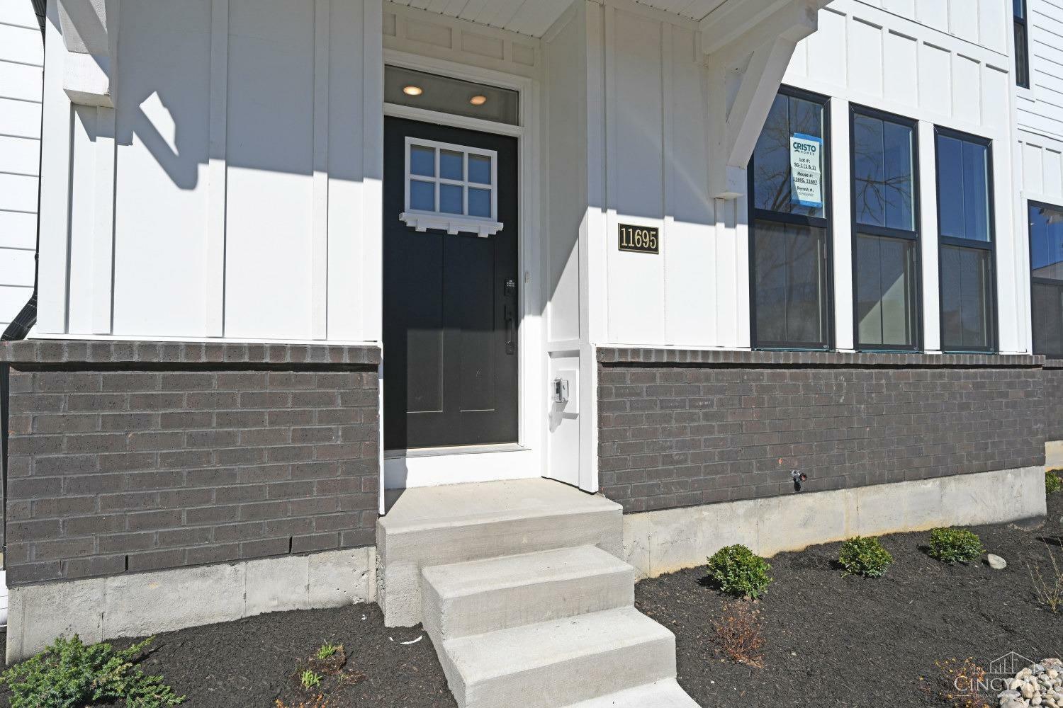 Property Photo: 11695 Seven Gables Road OH 45249
