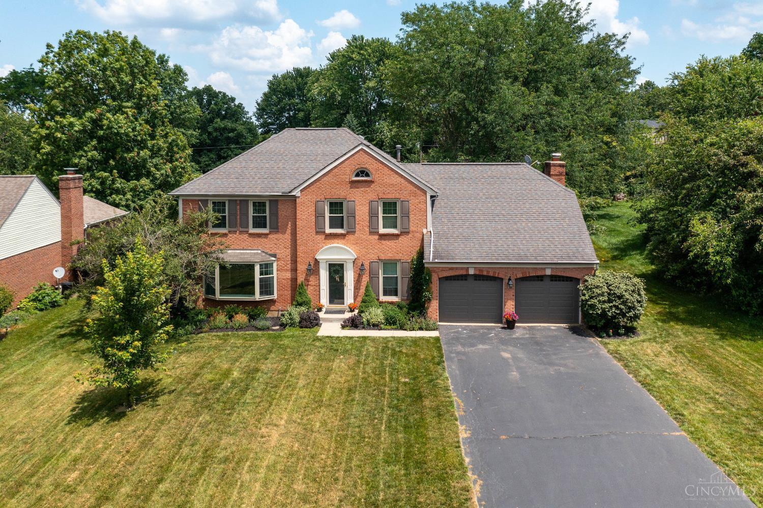 Property Photo: 8006 Hunters Ridge Drive OH 45069