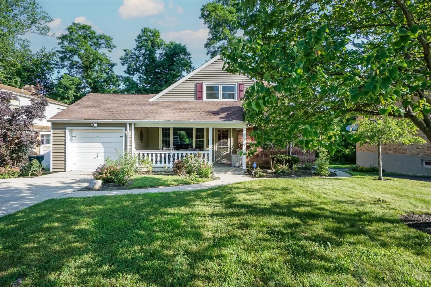 Property Photo:  3520 Edgeview Drive  OH 45213 
