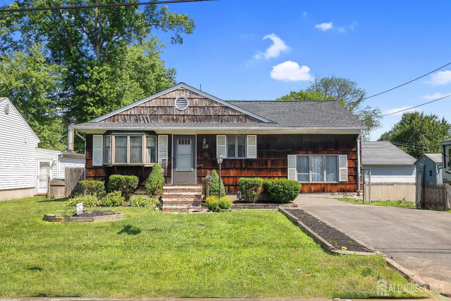 28 Lehigh Street  Dunellen NJ 08812 photo