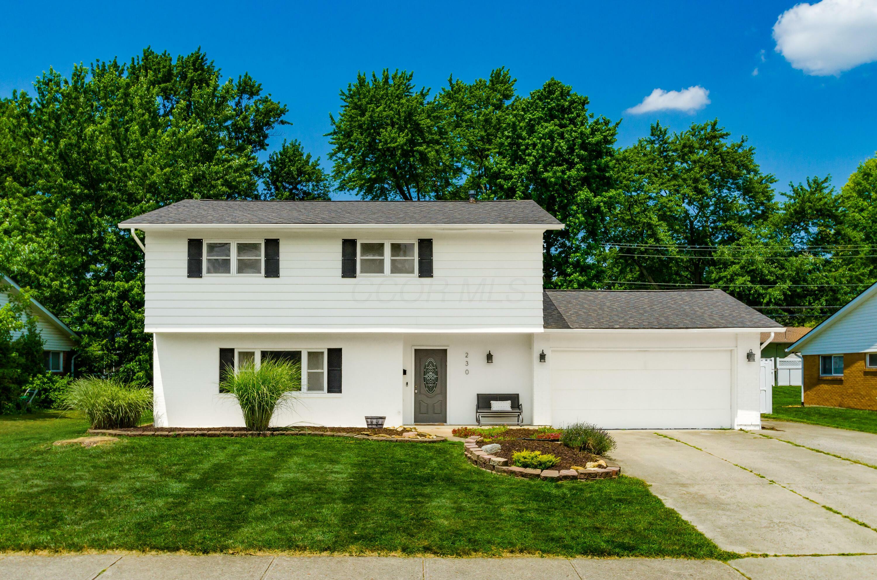 Property Photo: 230 Barcelona Avenue OH 43081