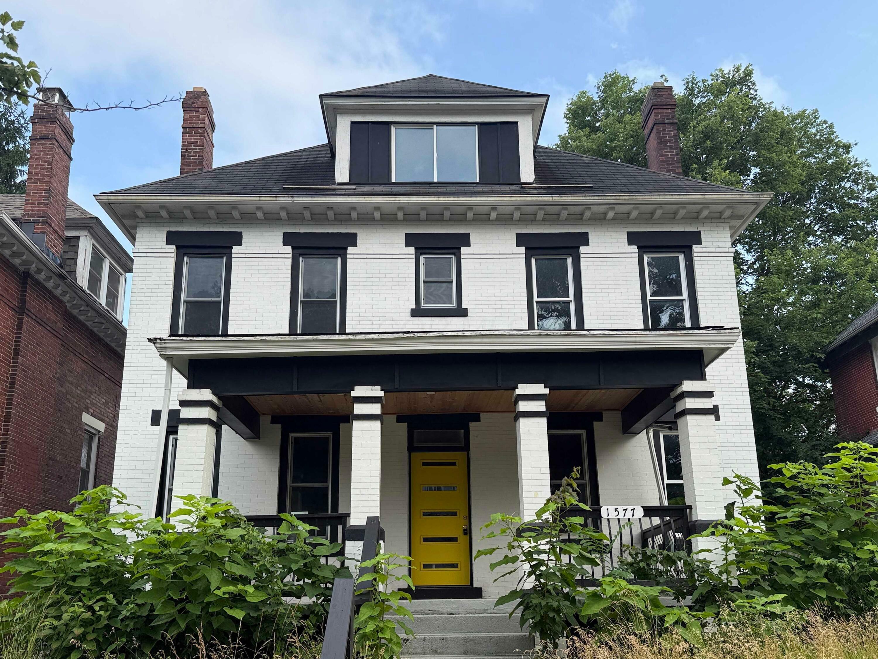 1577 Richmond Avenue  Columbus OH 43203 photo