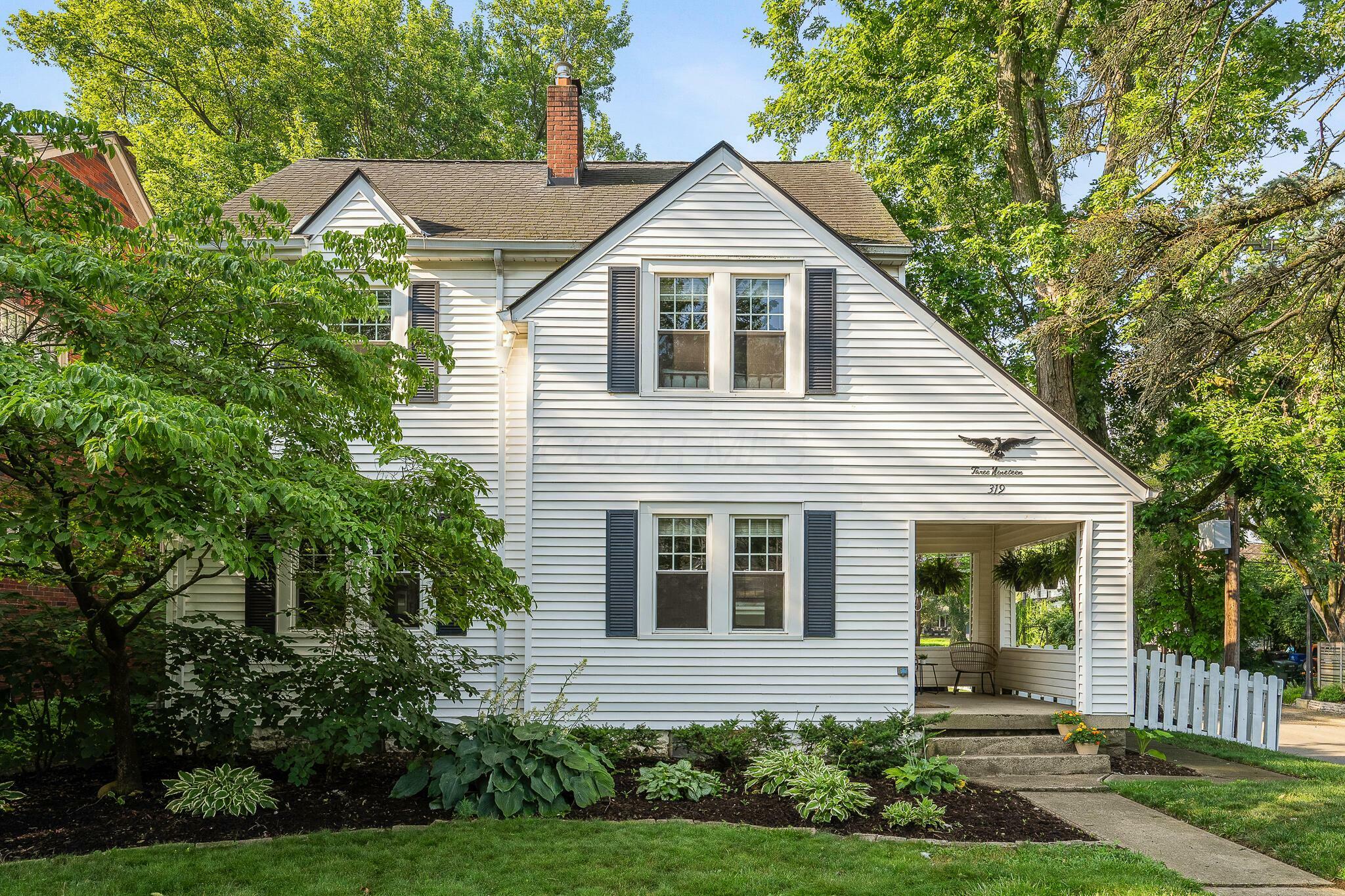 Property Photo: 319 Piedmont Road OH 43214