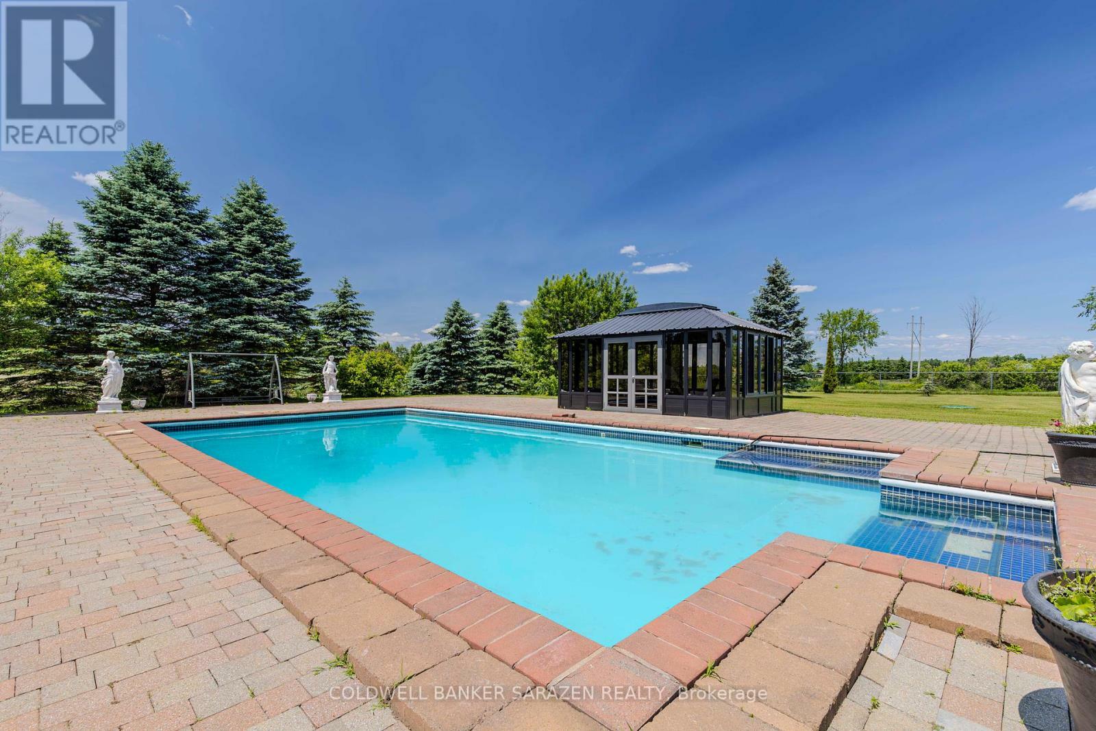 Property Photo:  490 Montee Lajeunesse  ON K0B 1A0 