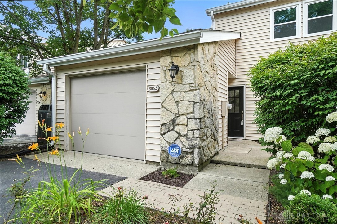 Property Photo: 8052 Timberlodge Trail OH 45458