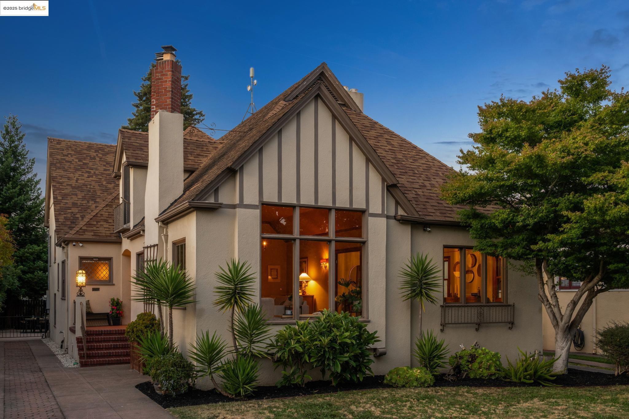2823 Central Ave  Alameda CA 94501 photo