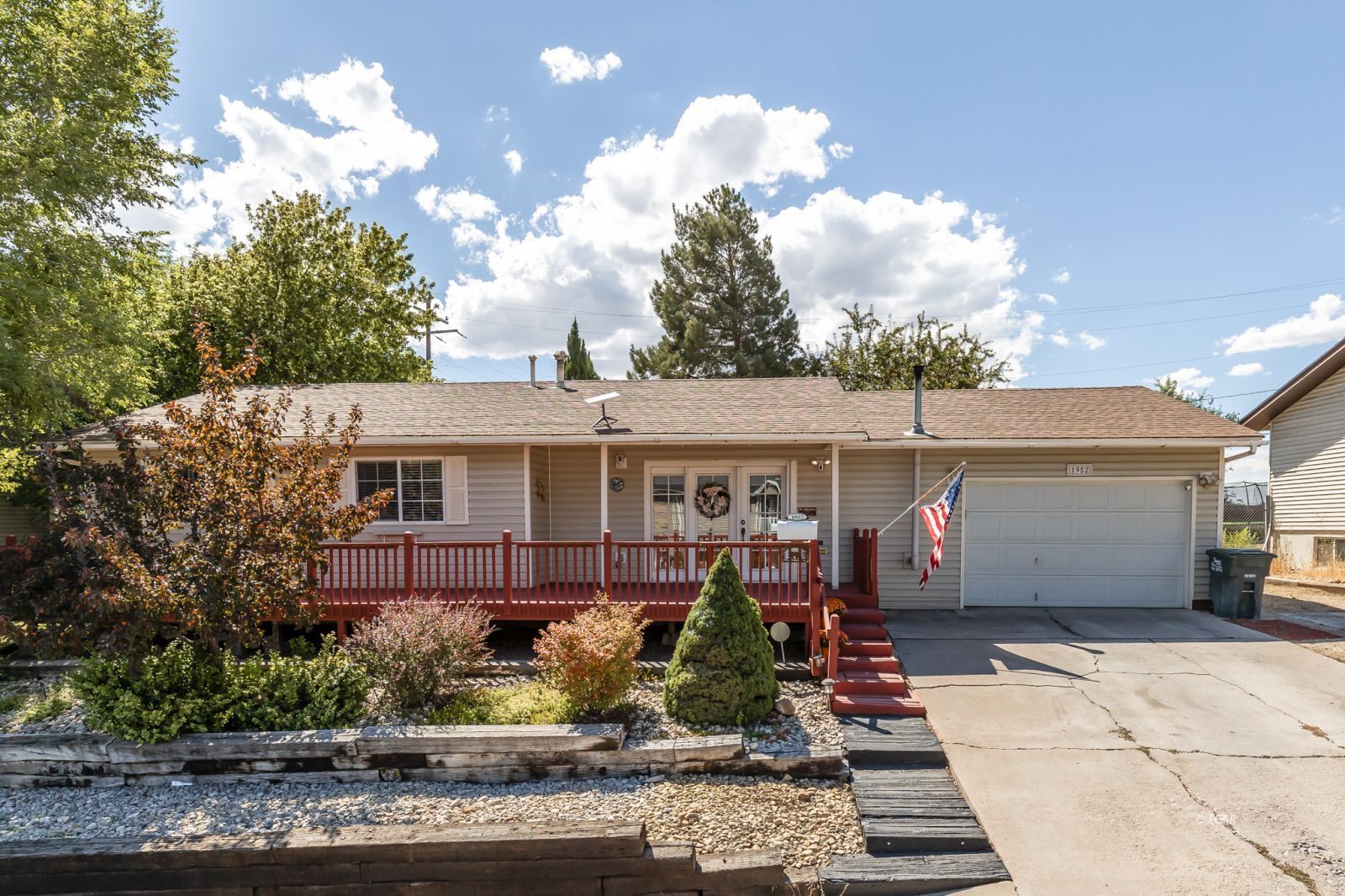 Property Photo:  1952 View Drive  NV 89801 