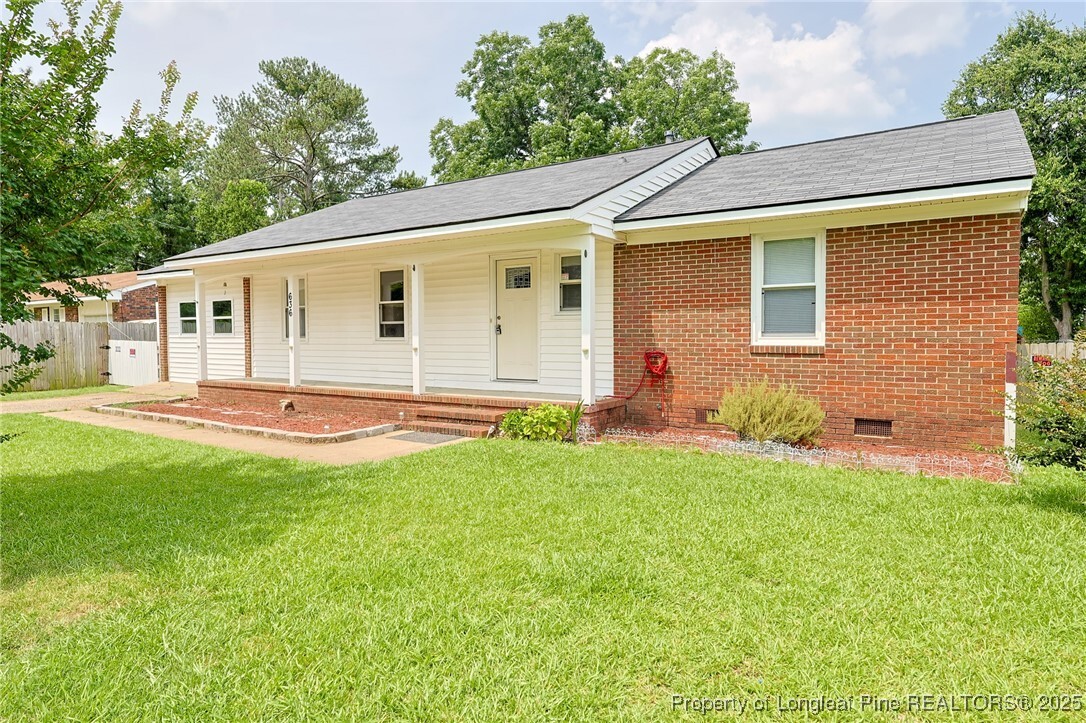 Property Photo: 636 Berwick Drive NC 28314