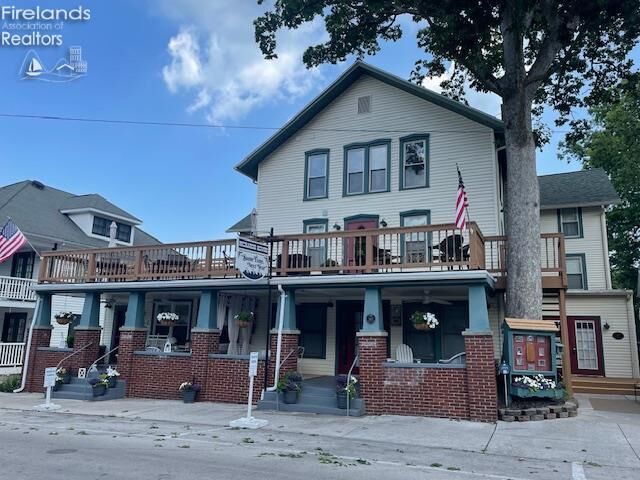 Property Photo:  317 Maple 17  OH 43440 