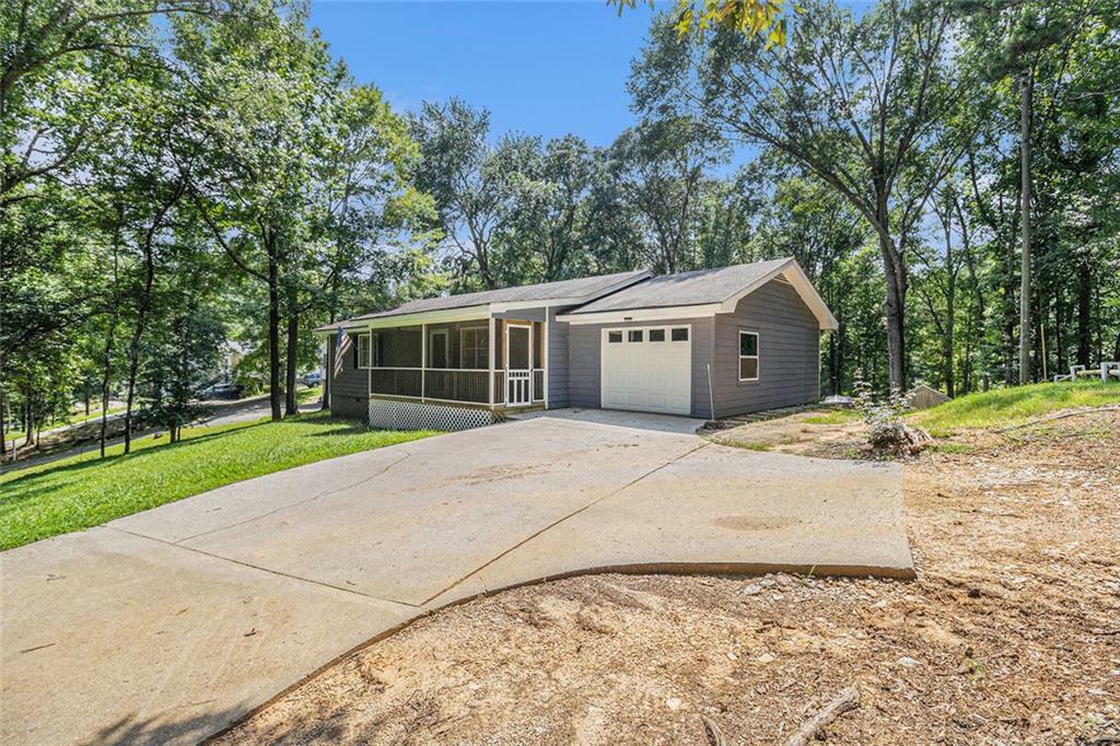Property Photo: 7002 Spout Springs Road Road GA 30542
