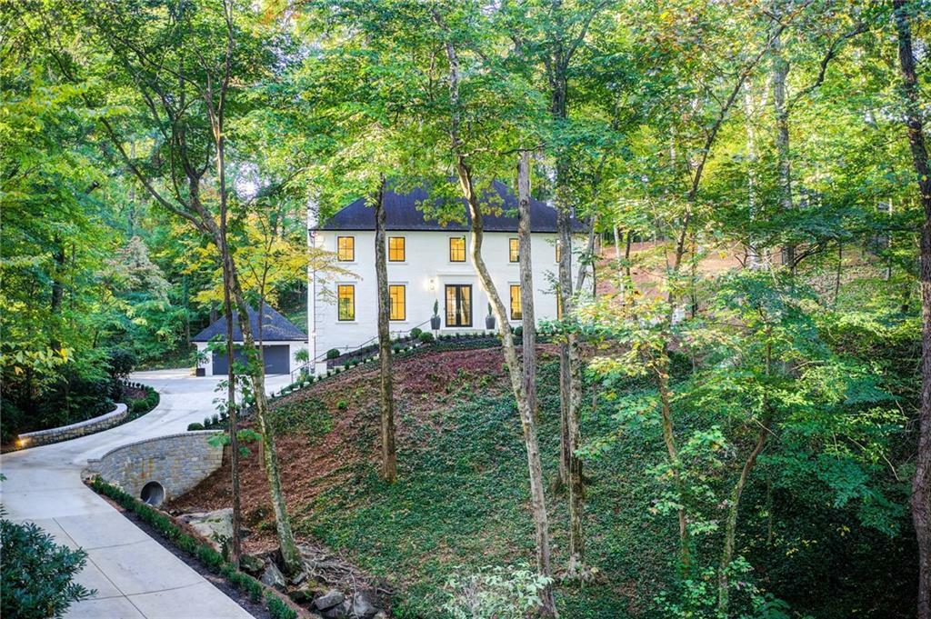 Property Photo:  6090 River Chase Circle  GA 30328 