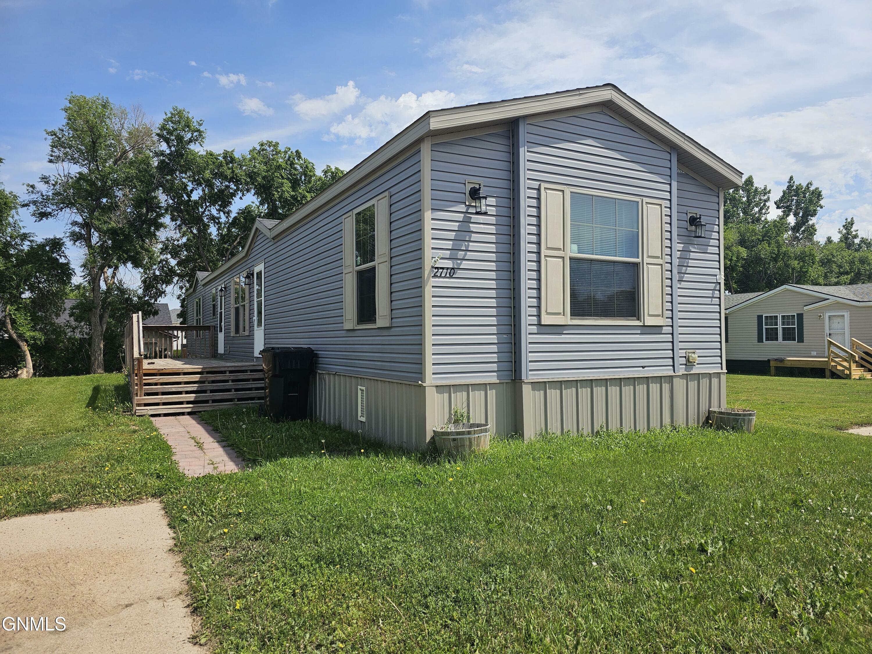 Property Photo: 2710 7th Avenue W ND 58801