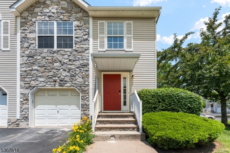 Property Photo:  16 Edith Drive  NJ 08873 